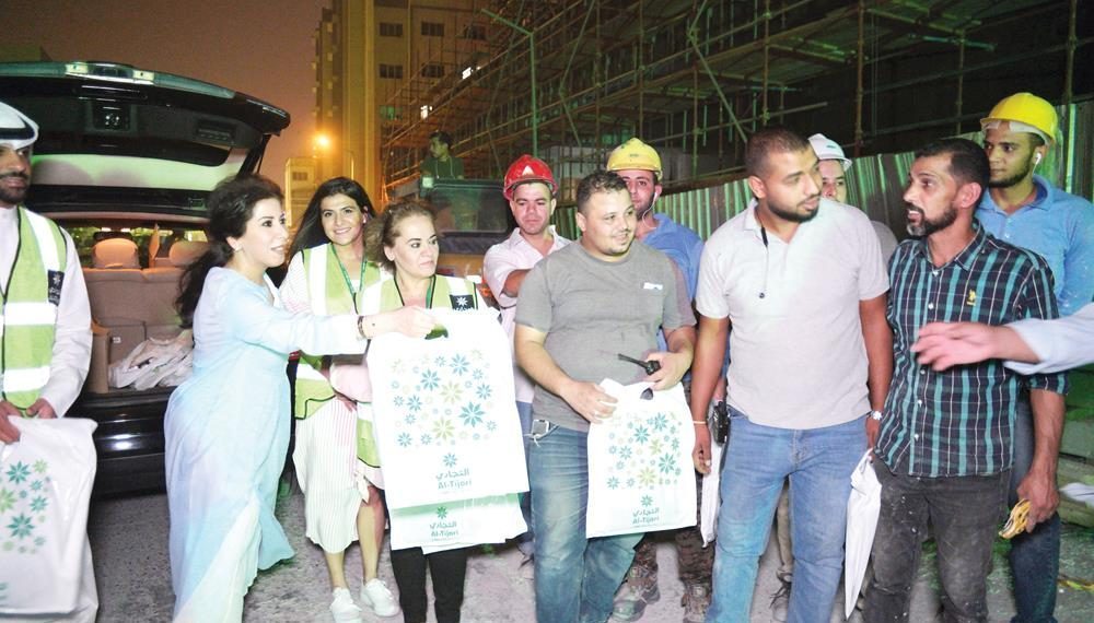 «التجاري» يختتم برنامجه الخيري الحافل لشهر رمضان