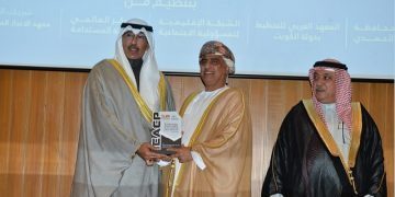المكرم حاتم الطائي عضوا شرفيا بالإتحاد الدولي للمسؤولية المجتمعية