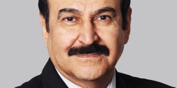 انضمام معالي الوزير الدكتور عبدالحسين بن علي ميرزا لبرنامج السفراء الدوليين للمسؤولية الاجتماعية