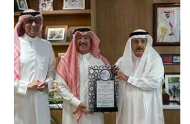 تكريم سعادة الأستاذ عدنان يوسف بوسام الإلتزام المجتمعي للمسؤولية المجتمعية لعام 2022م