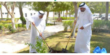 الدكتور آل إبراهيم يشارك في حملة التشجير المليونية في دولة قطر