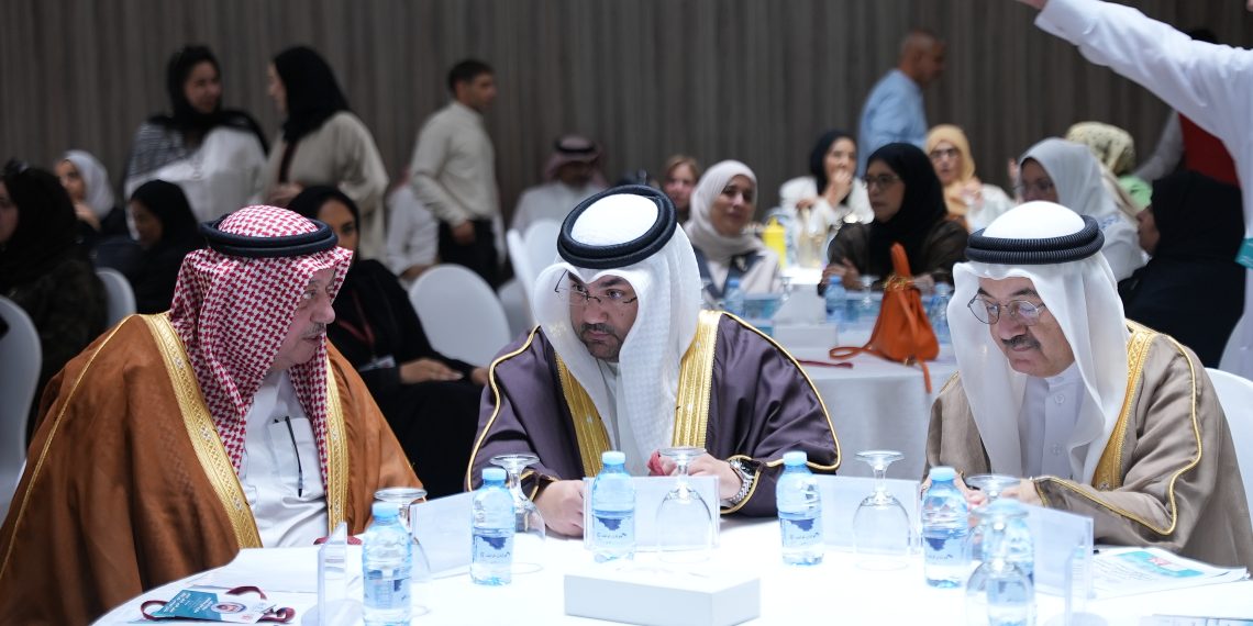 الملتقى العربي الدولي الخامس للتطوع المؤسسي يختتم أعماله بدعوة إلى بناء منظومة خليجية للعمل التطوعي